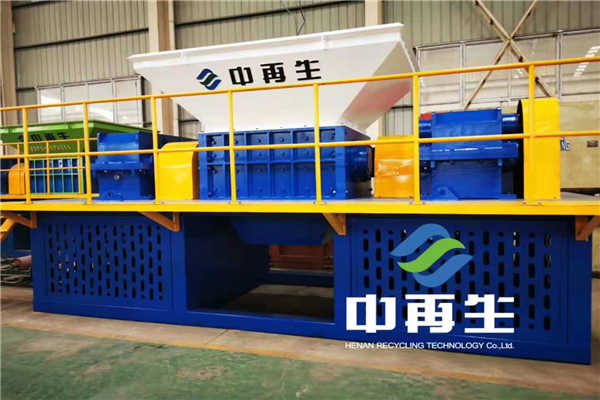 金屬撕碎機是根據對于廢舊金屬撕碎研制開發的環保設備